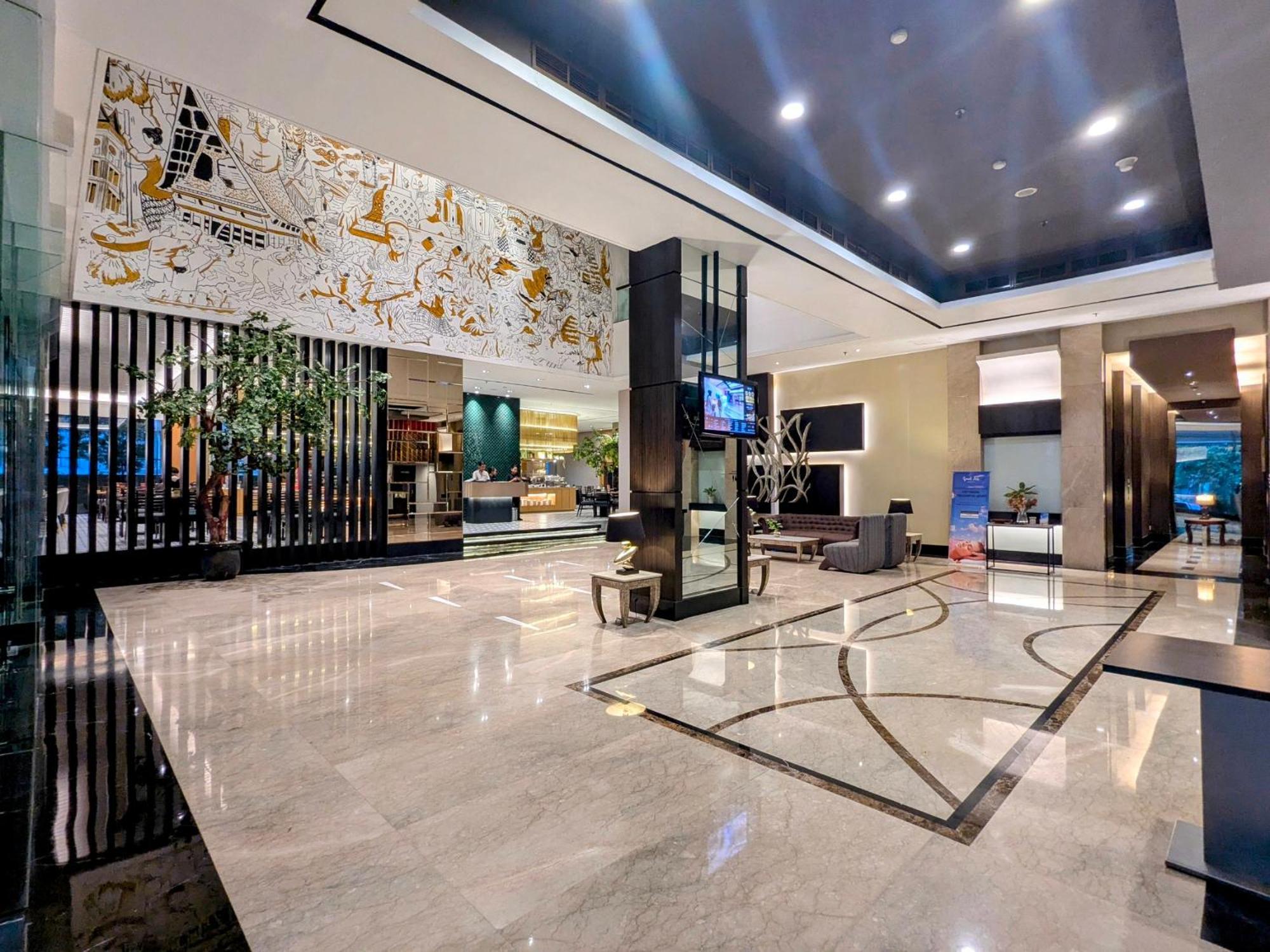 Hotel Grand Zuri Jababeka