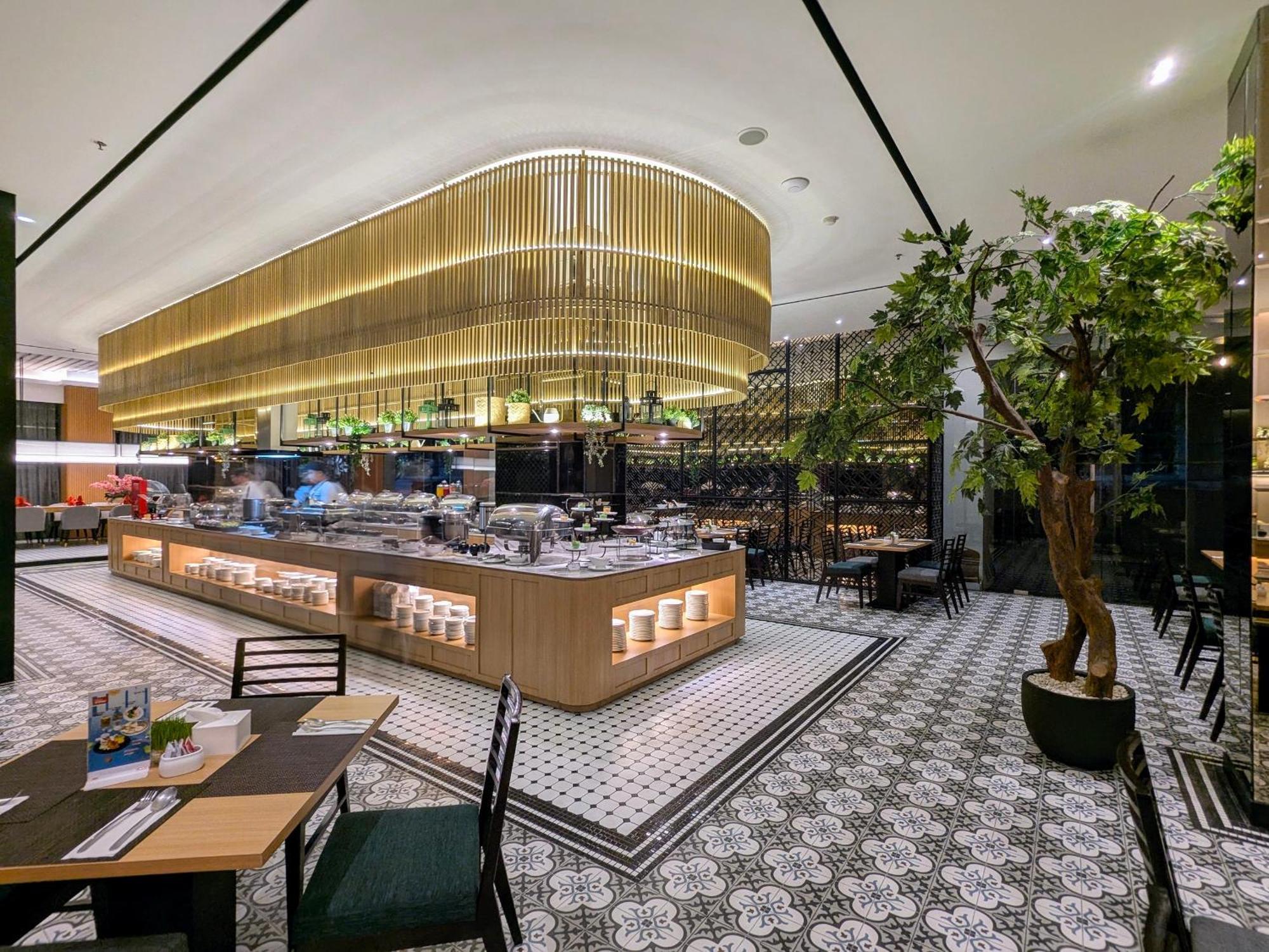 Hotel Grand Zuri Jababeka Cikarang