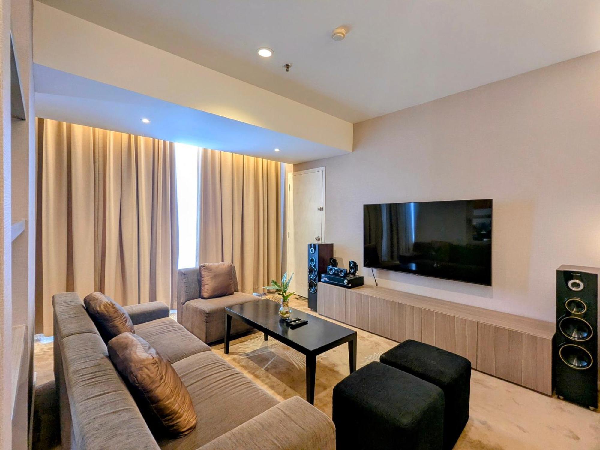 Grand Zuri Jababeka Hotel 4*